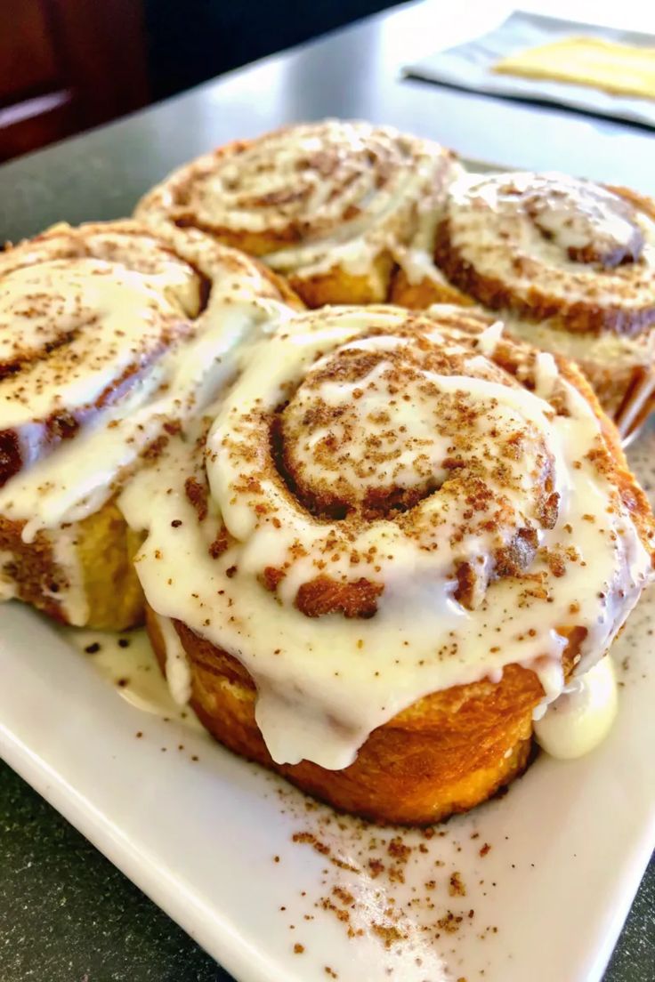 cinnamon rolls cinnamon rolls